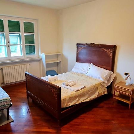Casa Vacanza Da Menan Кастелнуово Магра Екстериор снимка